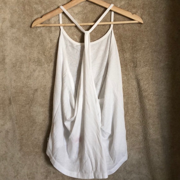 Fabletics Tee - Picture 2 of 4